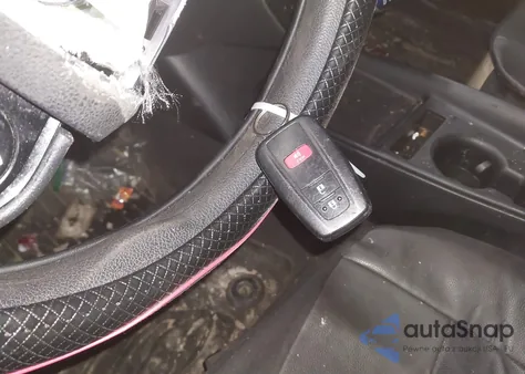 2019 Toyota Prius Le from USA, damaged, VIN JTDKARFU4K3071806